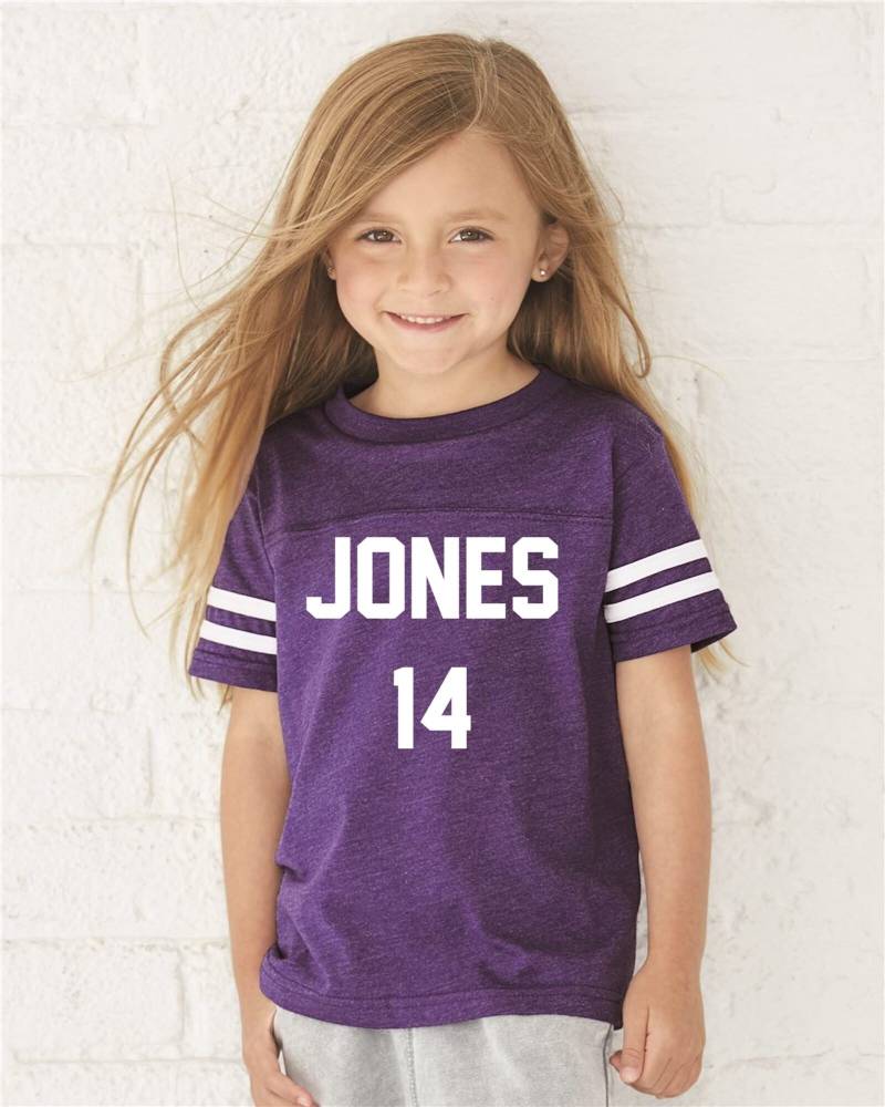 Kleinkind Custom Text Fußball Jersey Kinder Ringer T-Shirt Benutzerdefinierte Gestreifte Ärmel Shirt Personalisierte Sport Sportliche Team von BlossomButtercupShop