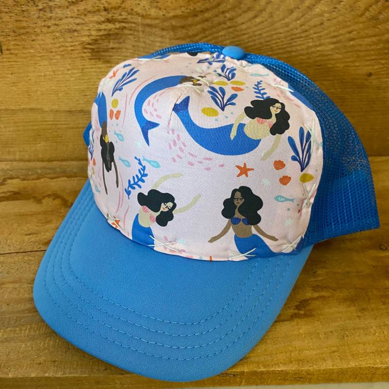Meerjungfrau Schwimmend Mittelgroße Cap Mit Kugelfisch Design von Blowfishdesignshats