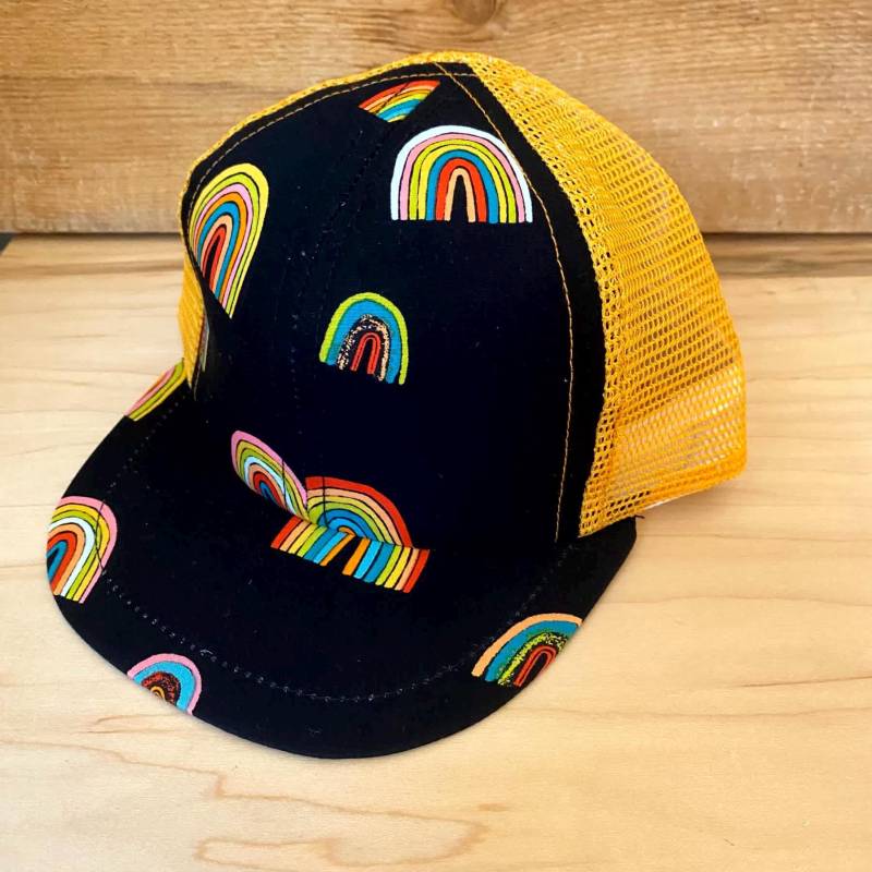 Regenbogen Brite Baby Kleinkind Und Kinder Trucker Hut von Blowfishdesignshats