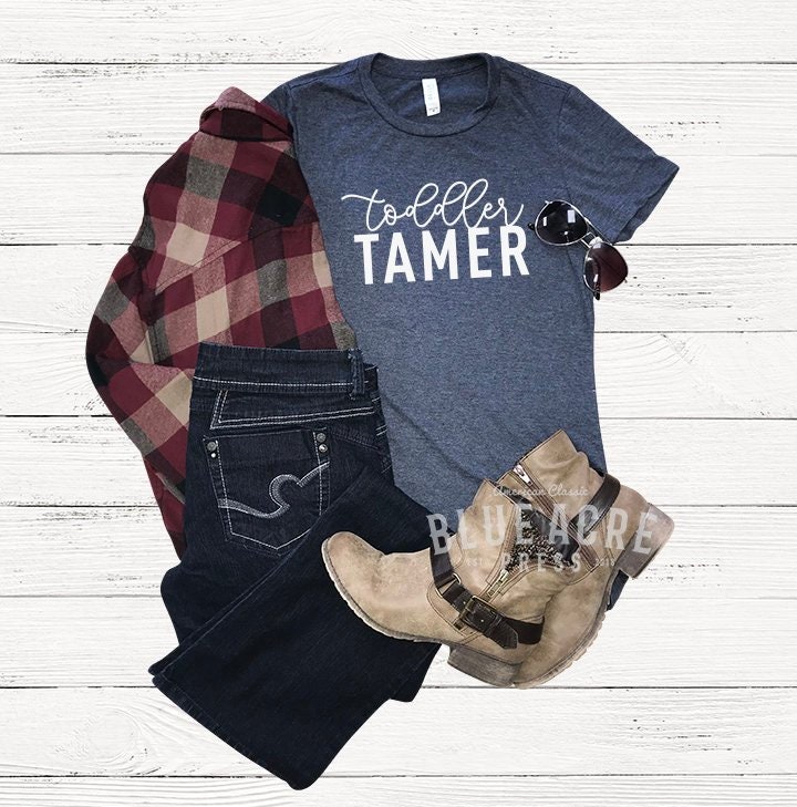 Kleinkind Bändiger Shirt, Adulting Parenting Hemd Für Mama, Halten Die Kleinen Menschen Lebendig, Shirt Neue Mama Kleinkind Bändiger Shirt, Adulting Parenting Hemd Für Mama, Halten Die Kleinen Menschen Lebendig, Shirt Neue Mama von BlueAcreThreads