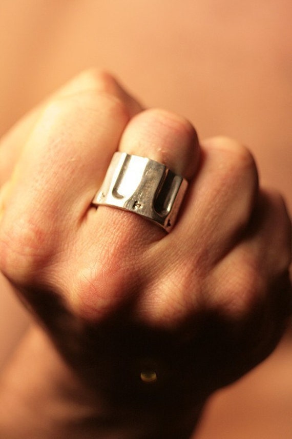 Patronenlager-Ring Aus 925Er Silber .44 Kaliber, Handgefertigt in Nyc Patronenlager-Ring Aus 925Er Silber .44 Kaliber, Handgefertigt in Nyc von BlueBayerDesignNYC