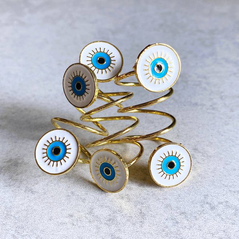 Gold Spirale Böses Auge Statement Ring - Blau & Weiß Emaille Augen Charms, Twisted Band, Cocktail Ringe, Halbfinger Rüstung Ringe von BlueButtonBoho
