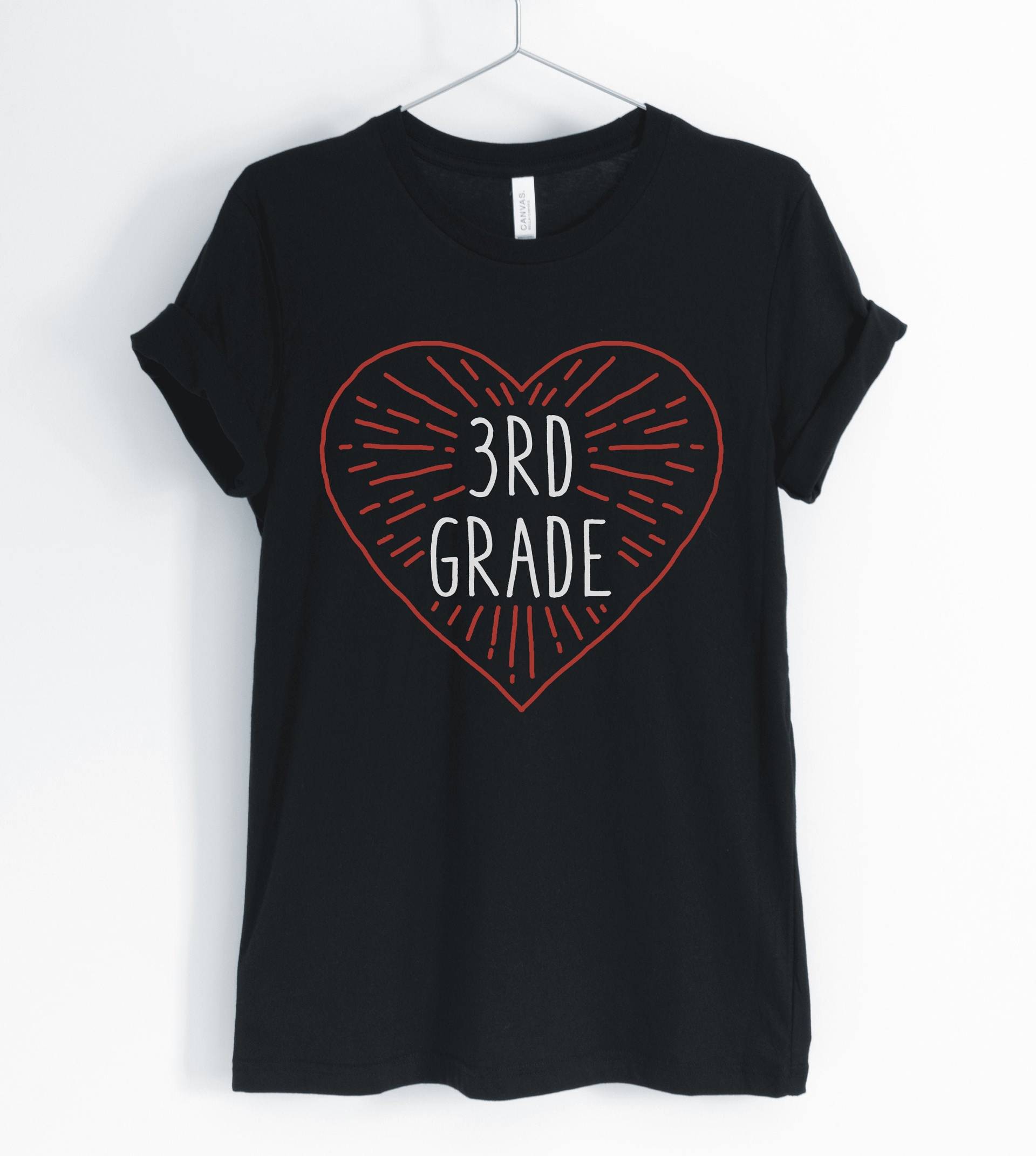 Herz 3. Klasse, Lehrer-Shirt, Grundlehrer, Lehrer Der Dritten Squad T-Shirt, Geschenk Für Lehrer, Unisex & Damen-Shirts Herz 3. Klasse, Lehrer-Shirt, Grundlehrer, Lehrer Der Dritten Squad T-Shirt, Geschenk Für Lehrer, Unisex & Damen-Shirts von BlueCityUSA