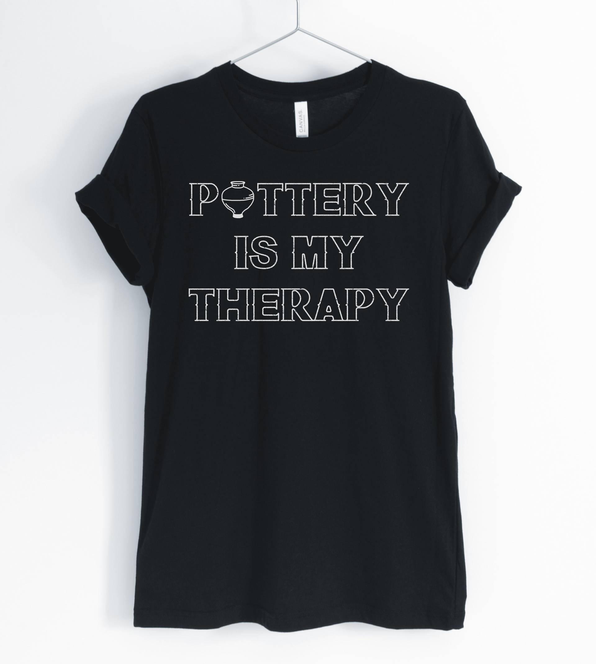 Keramik Ist Meine Therapie, Töpferei Shirt, Lover, Lustige Töpferei, Niedliche T-Shirt, Geschenk, Unisex & Frauen Shirts von BlueCityUSA