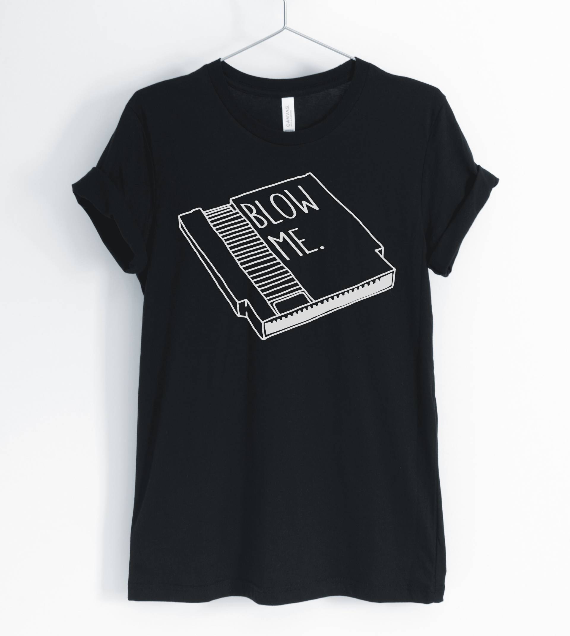 Schlag Mich, Videospiel-T-Shirt, Gaming-Shirt, Retro-Spiel Shirt, Oldschool Gamer, Lustige Spiele Gamer Geschenk, Unisex & Frauen Shirts Schlag Mich, Videospiel-T-Shirt, Gaming-Shirt, Retro-Spiel Shirt, Oldschool Gamer, Lustige Spiele Gamer Geschenk, Unisex & Frauen Shirts von BlueCityUSA