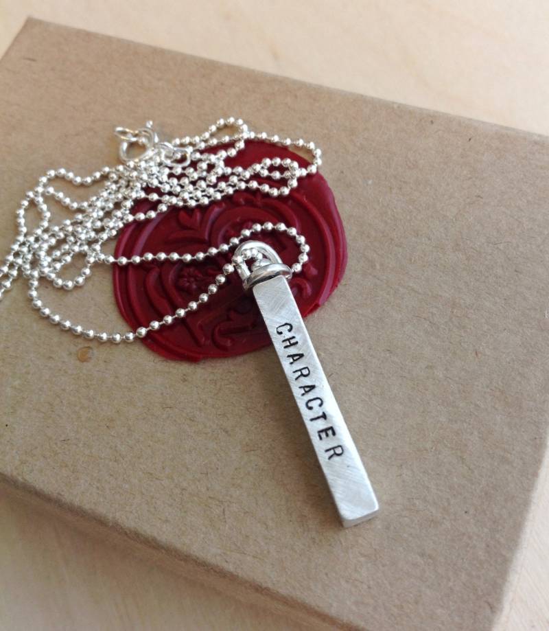 Bar Halskette - Gestempelte Swivel Individuell Handgestempelte Personalisierte Gestempelte Ihr Name, Zitat von BlueCornerCreasigns