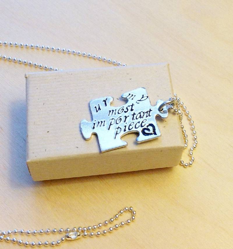 Personalisierte Halskette - Hand Gestempelt Mama Gestempelte Halskette, Paar, Schwester, Beste Freundin von BlueCornerCreasigns