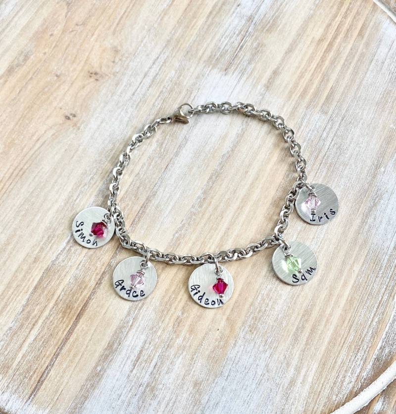 Handgestempelt Fußkettchen Charm Mom Custom Personalisierte Birthstone Geschenk Für Mama von BlueEyedJewelsTX