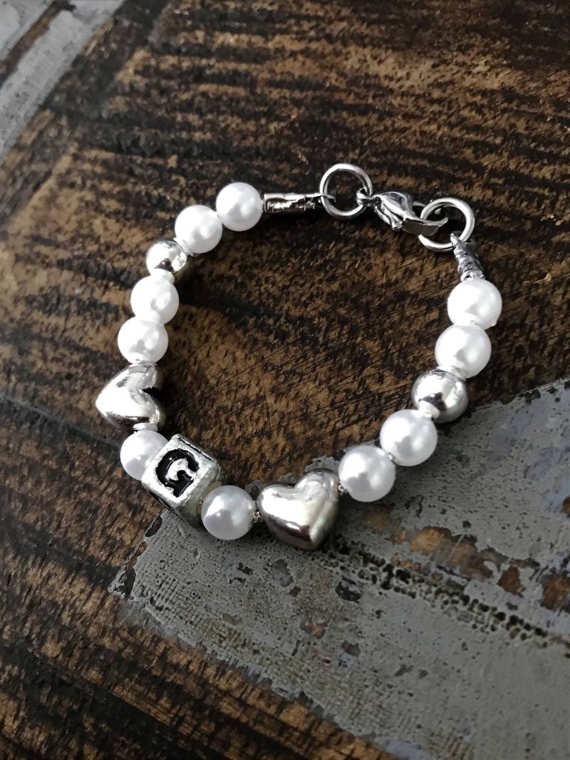Mädchen Initial Armband Personalisierte Blume Silber Kleinkind Schmuck Namen Geschenk Kind Free Usa Ship von BlueEyedJewelsTX