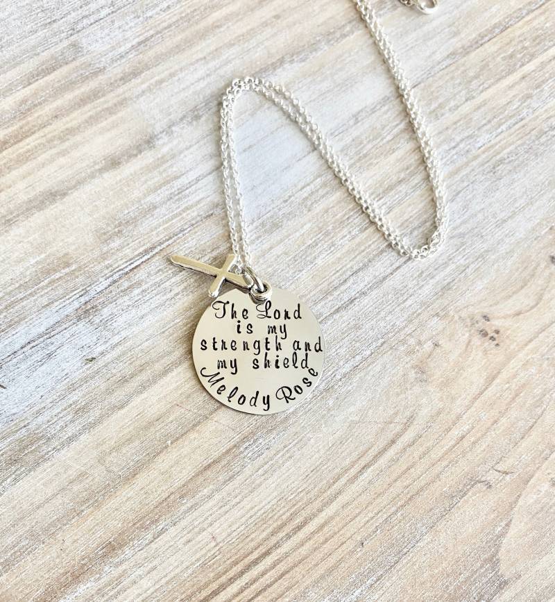 Mädchen Kreuz Halskette Taufe Jungen Schmuck Kleinkind Junge Geburtstagsgeschenk Sohn Ostern Geschenk Lord Ist Meine Stärke von BlueEyedJewelsTX