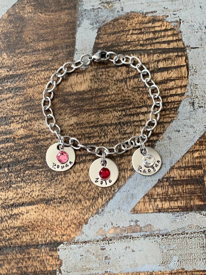 Namensarmband Personalisiertes Oma Armband Schmuck Mama Geschenk Von Grandkids Custom von BlueEyedJewelsTX