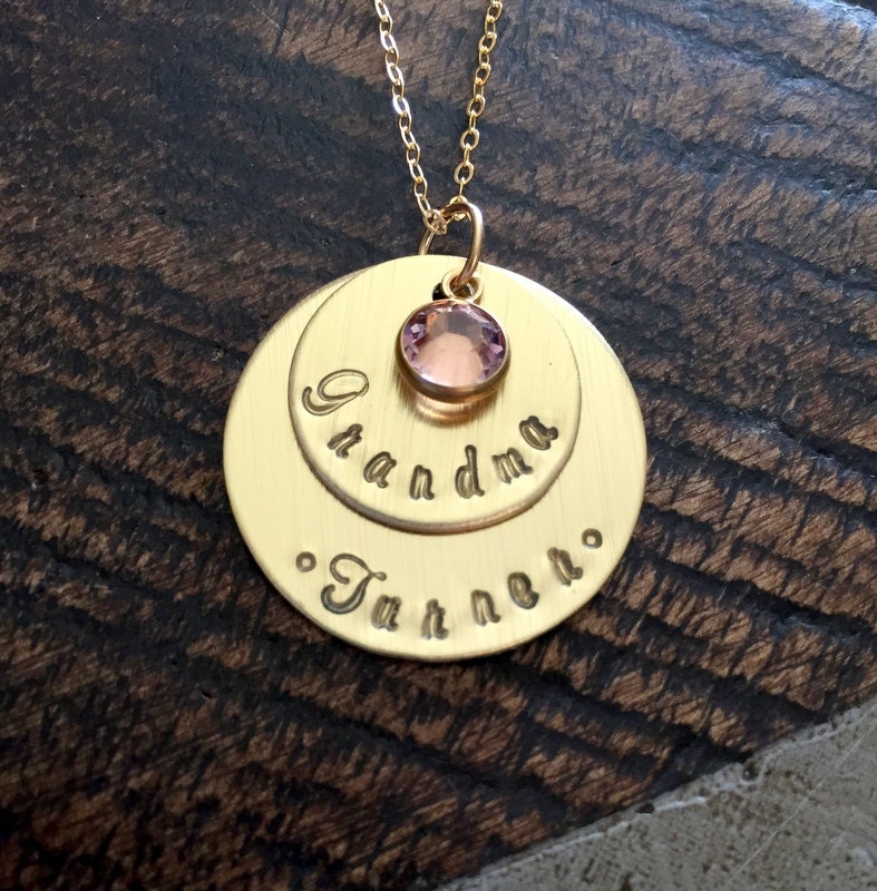 Oma Halskette Handgestempelt Gold Geschichtete Birthstone Muttertag Schmuck Geschenk Für Mama von BlueEyedJewelsTX