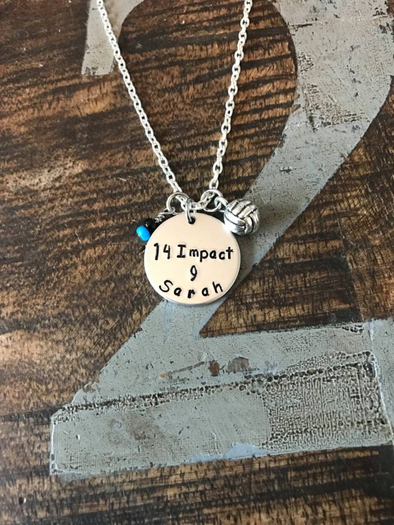 Volleyball Team Halskette Personalisierte Hand Gestempelt Charm Geschenk Coach Halsketten von BlueEyedJewelsTX