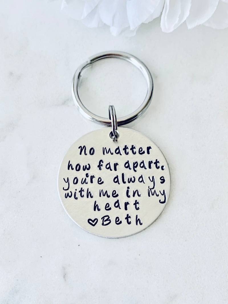 Zitat Personalisierte Keychain Besondere Nachricht Handstamped Schlüsselanhänger Custom Silber Geschenk von BlueEyedJewelsTX