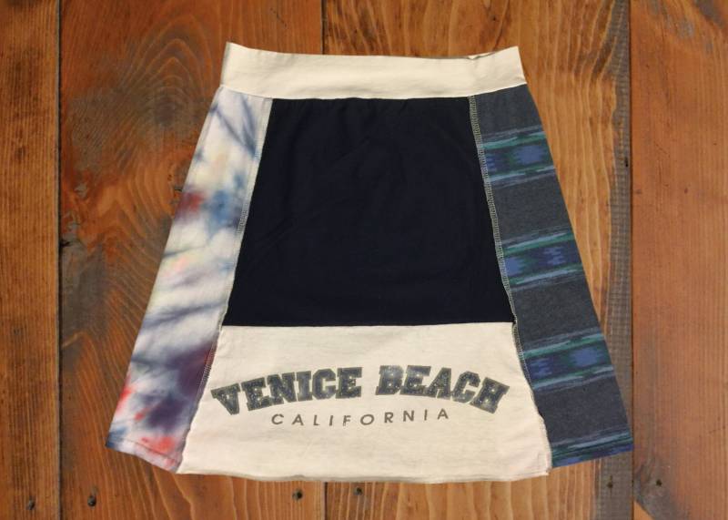 Venice Beach T-Shirt Rock, Größe Xs von BlueForestApparel