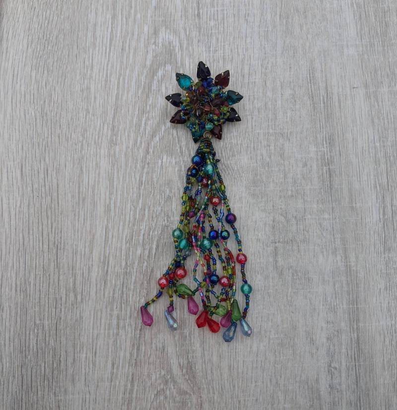 Große Regenbogenfarbenen Strass Und Starburst Quaste Baumeln Brosche Große Regenbogenfarbenen Strass Und Starburst Quaste Baumeln Brosche von BlueHillsBrooches