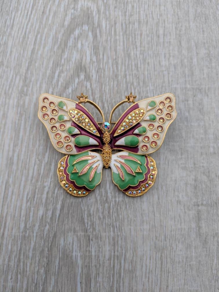 Riesiger Kenneth Jay Lane Enamel Und Aurora Borealis Rhinestone Butterfly Brooch von BlueHillsBrooches