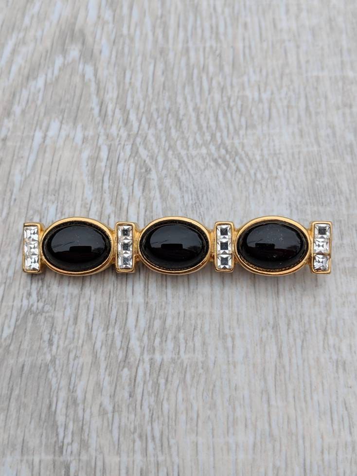 Schwarz Geschnitten, Platz, Strass Und Gold-Ton Bar Brosche von BlueHillsBrooches