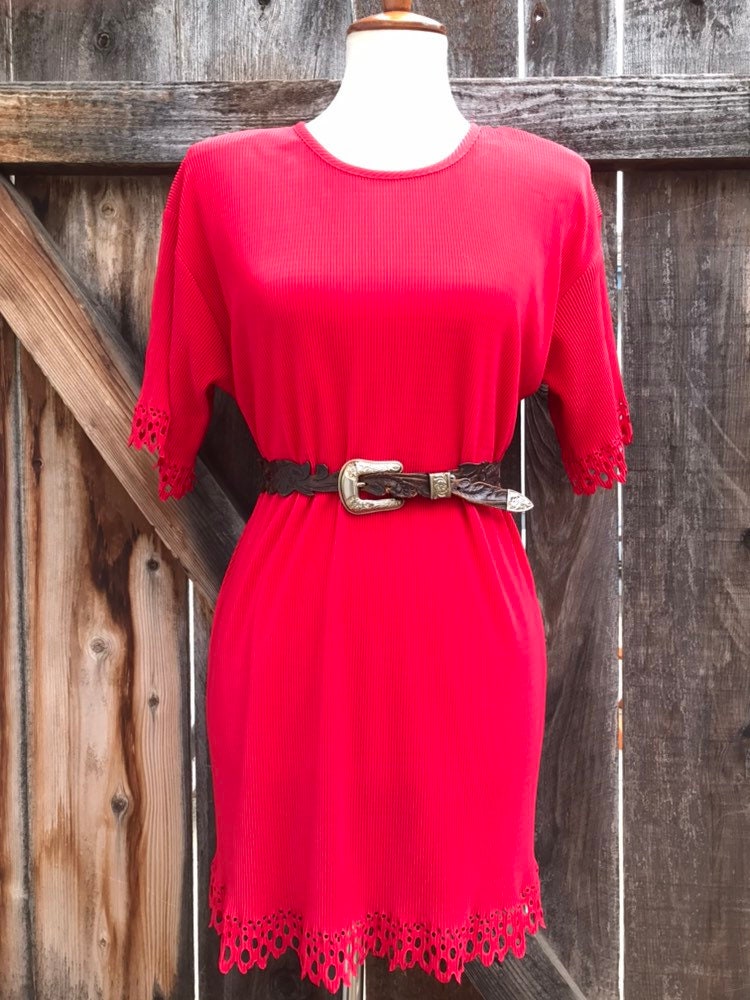 Rotes Kleid Abschneiden Rotes Kleid Abschneiden von BlueHoneyShop