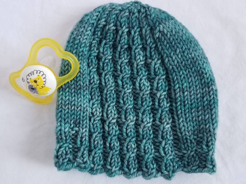 Handgestrickte Babymütze Verkabelten Panel von BlueHonuCreations