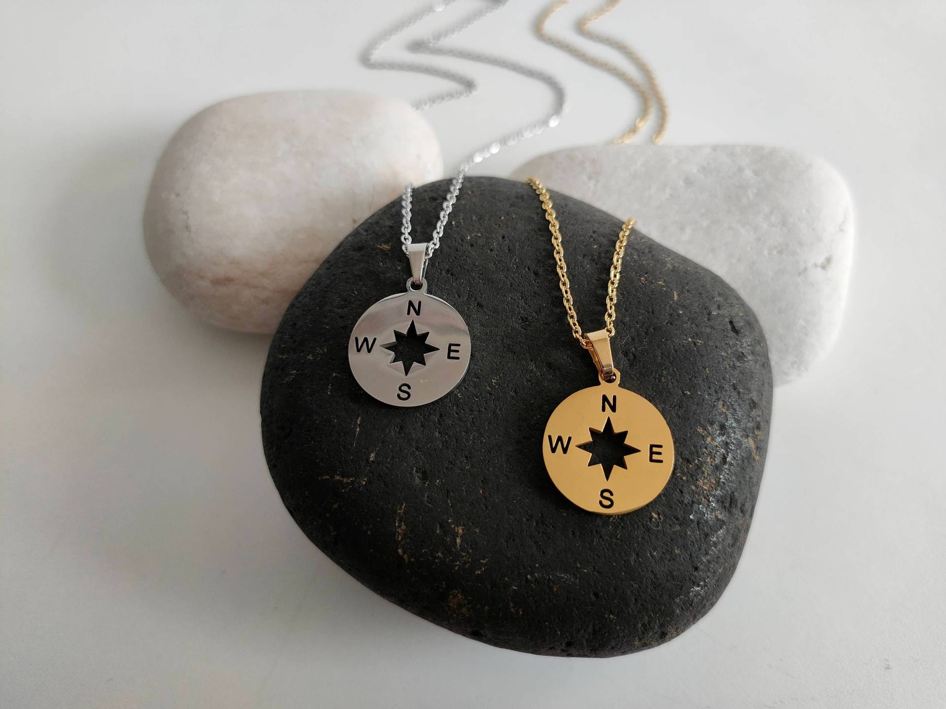 Inspirierende Kompass Halskette | Armband Freundschaftsschmuck Freunde Geschenk Geographie Reisegeschenk Reise Inspirierende Kompass Halskette | Armband Freundschaftsschmuck Freunde Geschenk Geographie Reisegeschenk Reise von BlueKarmaJewellery