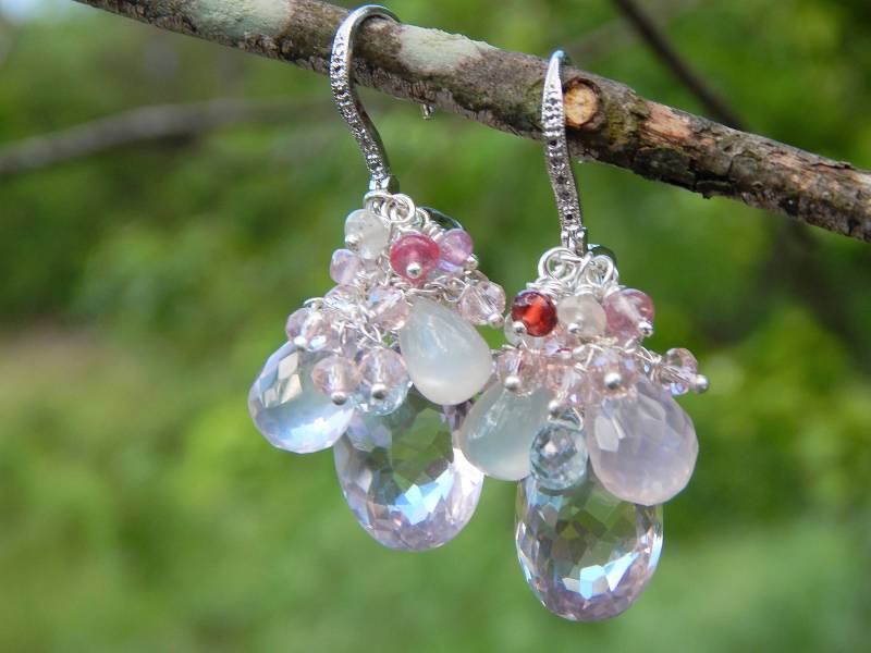 Over-The-Top Multi-Edelstein-Fiesta-Ohrring von BlueLagoonTreasures