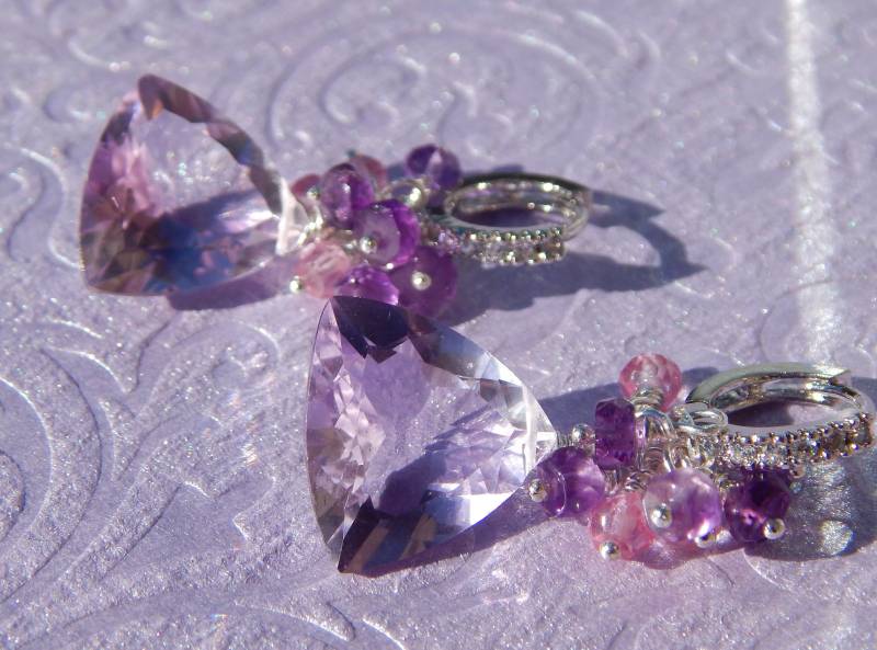 Rosa Billionen Geschnitten Amethyst Und Rosa Topas Edelstein-Cluster-Ohrringe Mit Silber Cz Gepflastert Brisuren von BlueLagoonTreasures