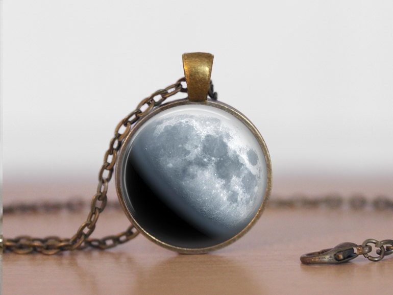 Zunehmender Gibbouw Mond Halskette, Anhänger, Schmuck, Schmuck Zunehmender Gibbouw Mond Halskette, Anhänger, Schmuck, Schmuck von BlueMoonGifts17