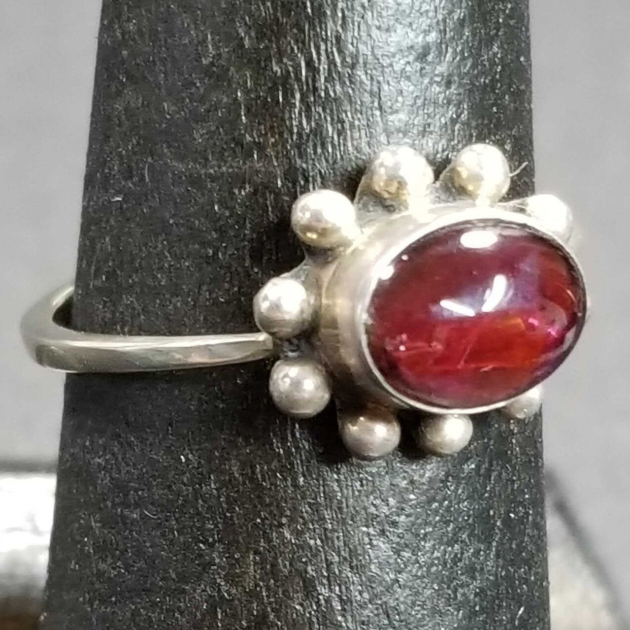 Echter Granat Edelstein Ring, Sterling Silber Vintage Schmuck 925 Roter Echter Damen Ring Januar Birthstone von BlueMoonTrader