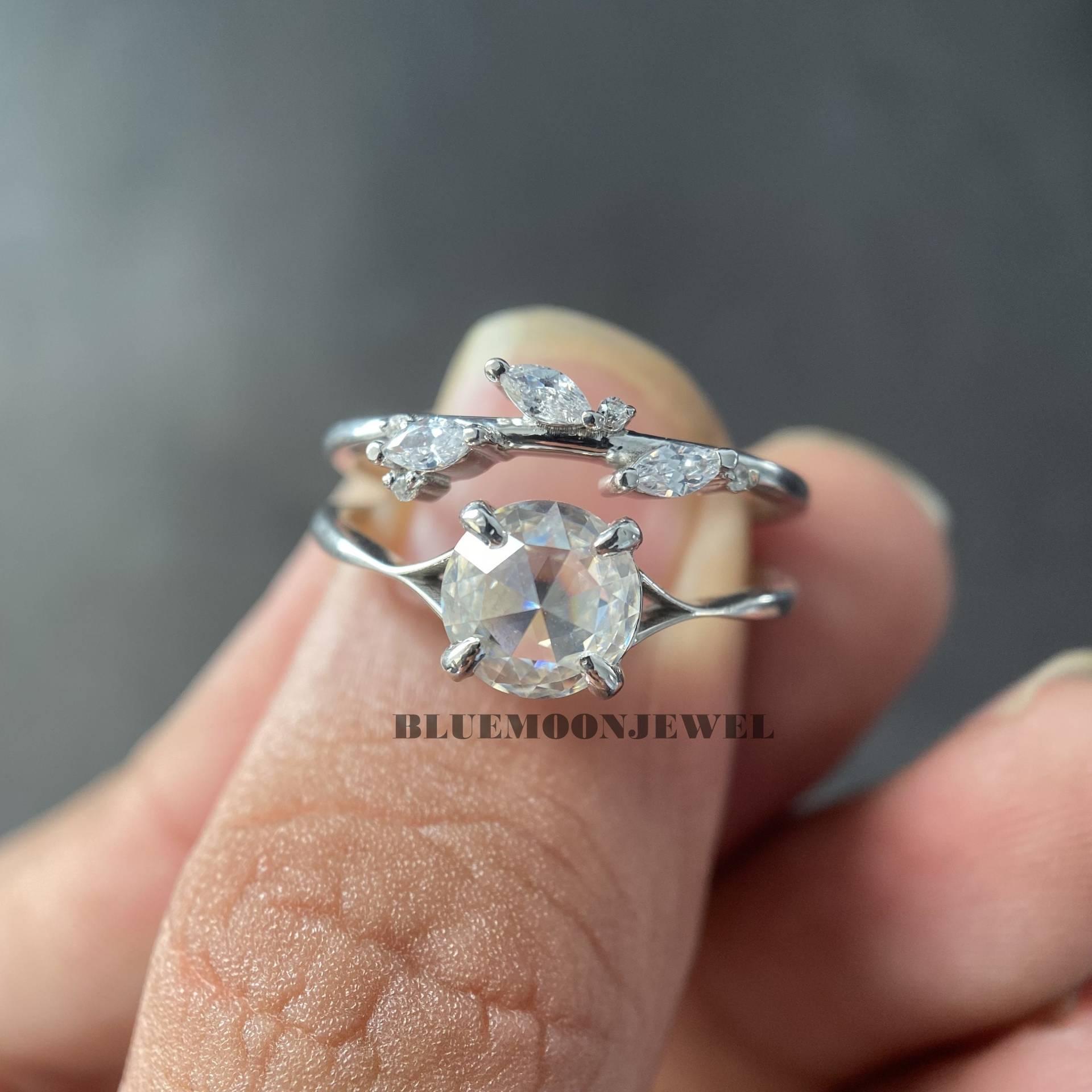 Rosenschnitt Moissanit Ring, Solitär-Rosenschnitt Moissanite Verlobungsring Mit Natur Inspirierter Ehering, Passende Stapelbare Ringe von BlueMoonjewel2015