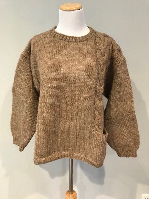 Vintage Tan Beige Handgestrickter Wollpullover Mit Taschen-L von BlueOwlVintageNY