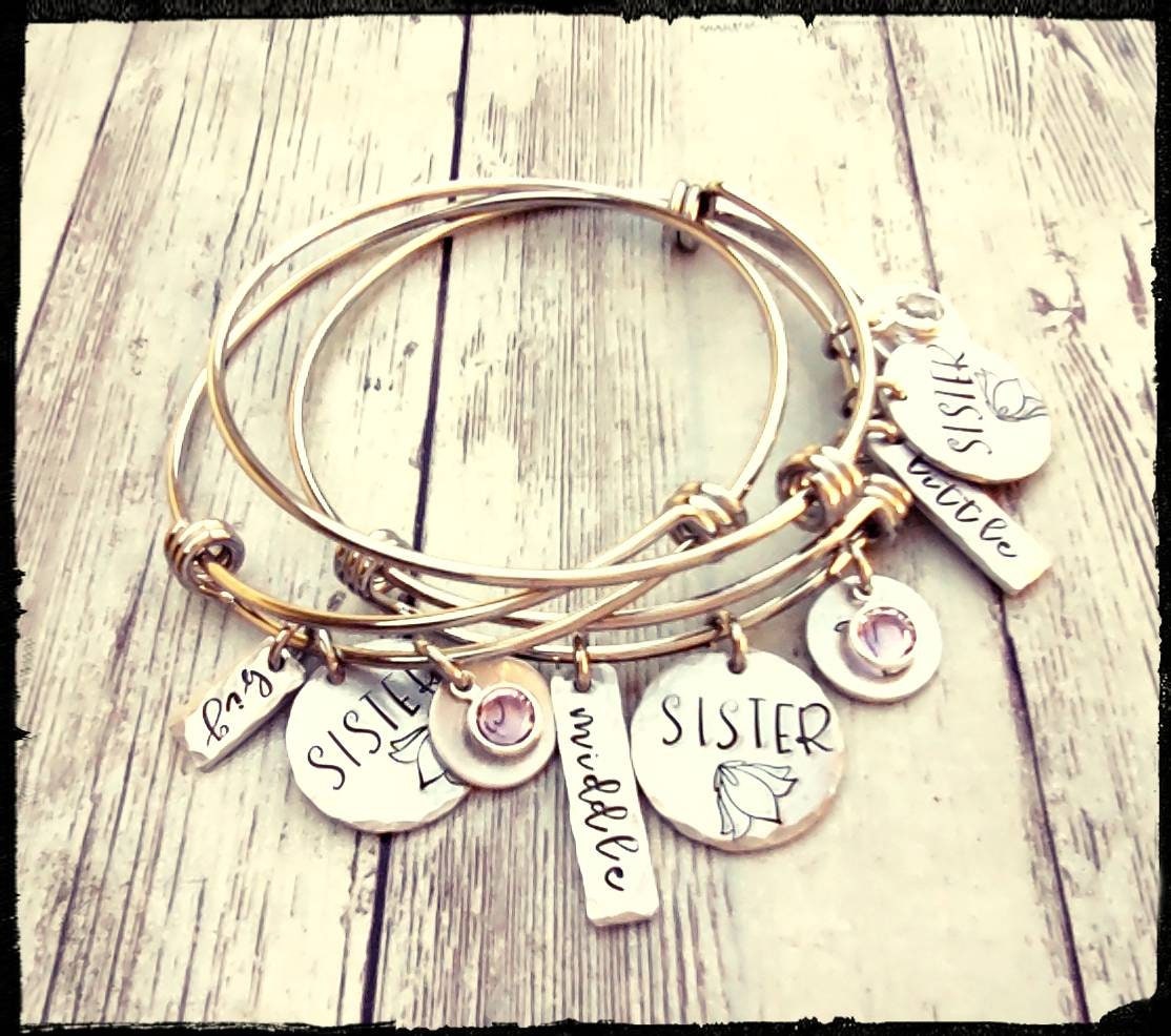 Gestempelt Schwester Armreif Edelstahl-Armband Mit Geburtsstein von BlueReefBoutique