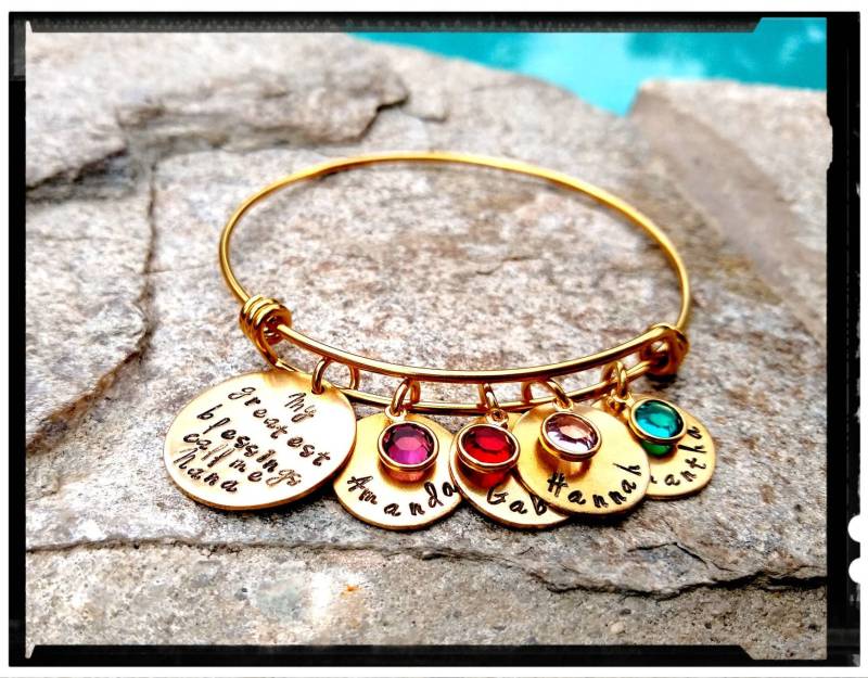 Großmutter Armreif Gold Handgestempelt Enkel Charms | Swarovski Geburtsstein Edelstahl Charm Oma Nana Geschenk von BlueReefBoutique