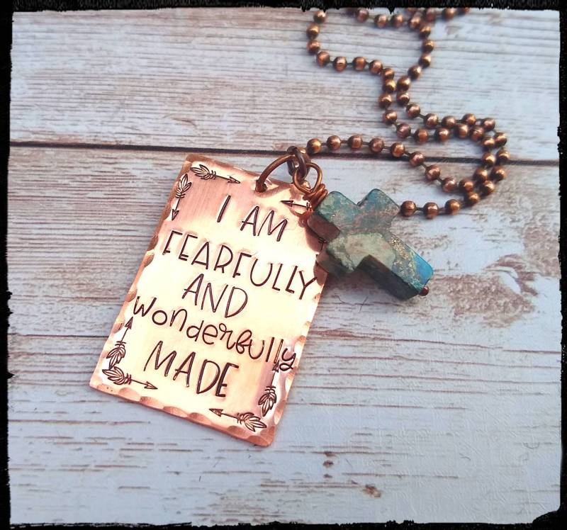 Ich Bin Furchtbar Und Wunderbar Gemacht Hand Gestempelt Kupfer Schrift Halskette | Psalm 13914 Blaues Jaspiskreuz Oxidierte Kupfer-Perlenkette von BlueReefBoutique
