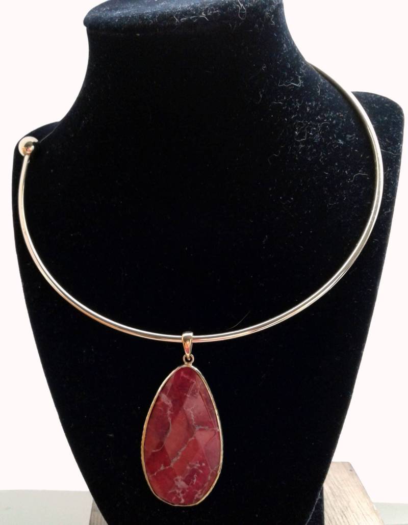 Fashion Anhänger, Achat Halskette - Machen Sie Ein Statement Mit Diesem Roten Natürlichen Großen Naturweiß-Veinierten Stein, Der Von Fashion Anhänger, Achat Halskette - Machen Sie Ein Statement Mit Diesem Roten Natürlichen Großen Naturweiß-Veinierten Stein, Der Von von BlueRoseCards