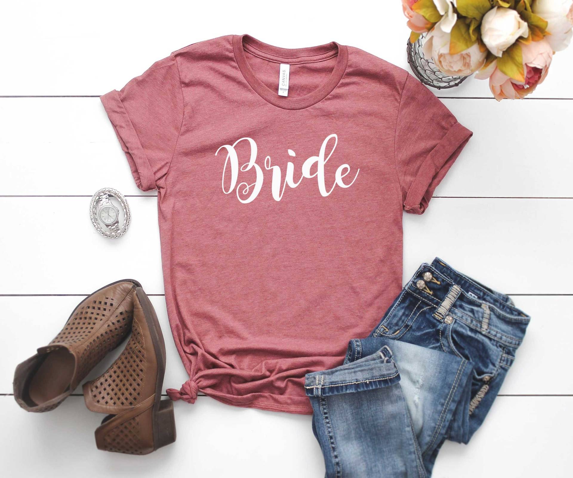 Braut Shirt. Wedding Day Getting Ready Super Weiches Und Bequemes Unisex T-Shirt. Junggesellenabschienen. Hochzeitshemden. Geschenk Für Braut von BlueSandTextiles