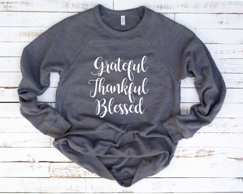Gesegnetes Shirt. Dankbar Gesegnet Sweatshirt. Christliches Super Weiches Und Bequemes Unisex Langarm-Sweatshirt. Erntedank-Shirt Gesegnetes Shirt. Dankbar Gesegnet Sweatshirt. Christliches Super Weiches Und Bequemes Unisex Langarm-Sweatshirt. Erntedank-Shirt von BlueSandTextiles