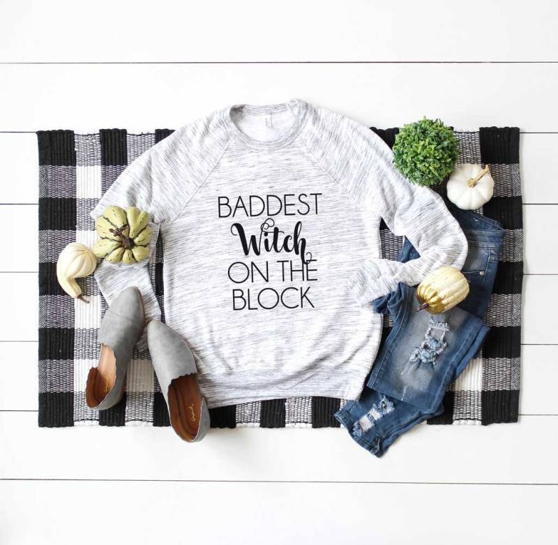 Halloween Shirt. Böseste Hexe Auf Dem Block. Sweatshirt. Super Weiches Und Bequemes Unisex Langarm Lustiges Hexen von BlueSandTextiles