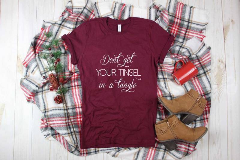 Weihnachtliches Shirt. Don't Get Your Tinsel in A Tangle Urlaub Super Weiches & Bequemes Unisex T-Shirt. Lustiges Weihnachts von BlueSandTextiles