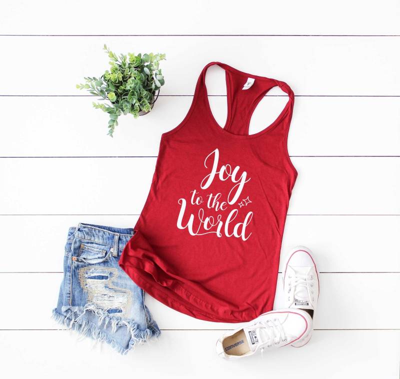 Weihnachtshemd Für Frauen. Joy To The World Tank Top. Frauen Super Soft & Comfy Racerback Tank. Süßes Weihnachts T-Shirt. Fröhliches Shirt von BlueSandTextiles