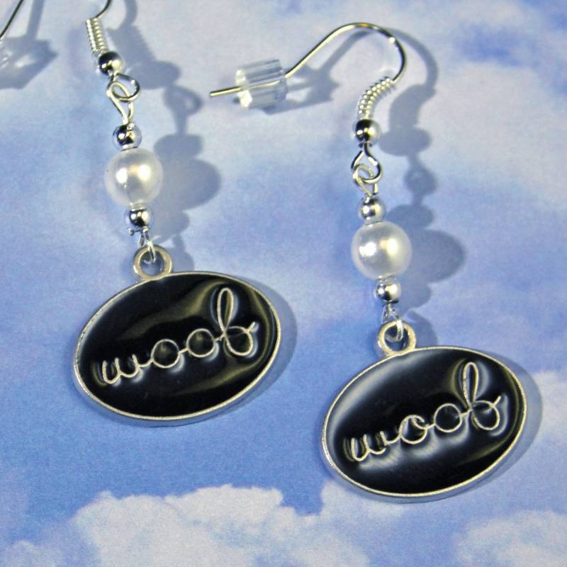 Wuff-Ohrringe Mit Faux Pearl von BlueSkiesPet