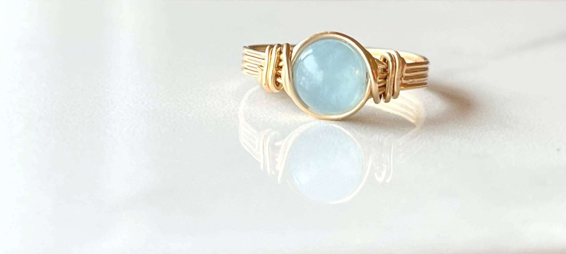 Aquamarin Ring 14K Gold Filled Wire Wrapped Edelstein Aquamarin Ring 14K Gold Filled Wire Wrapped Edelstein von BlueSoulDesigns
