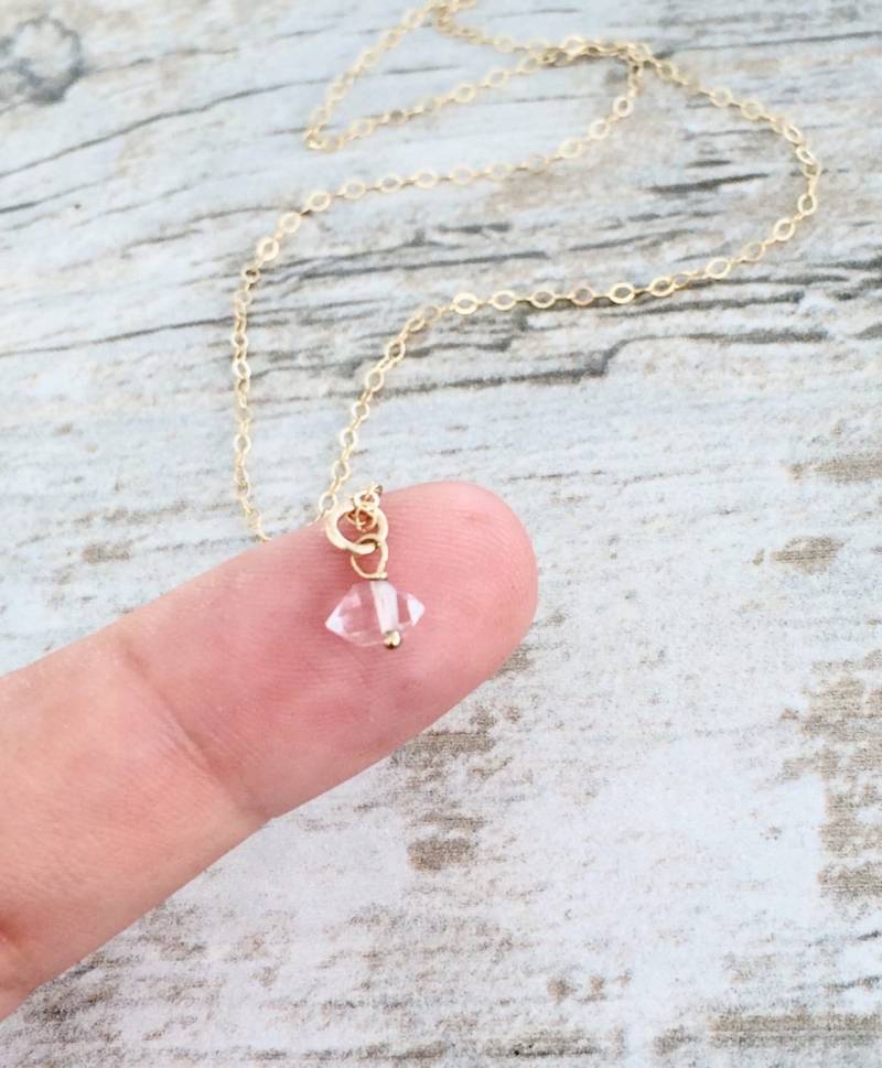 Herkimer Diamant Halskette Winzige 14K Gold Filled Halskette von BlueSoulDesigns