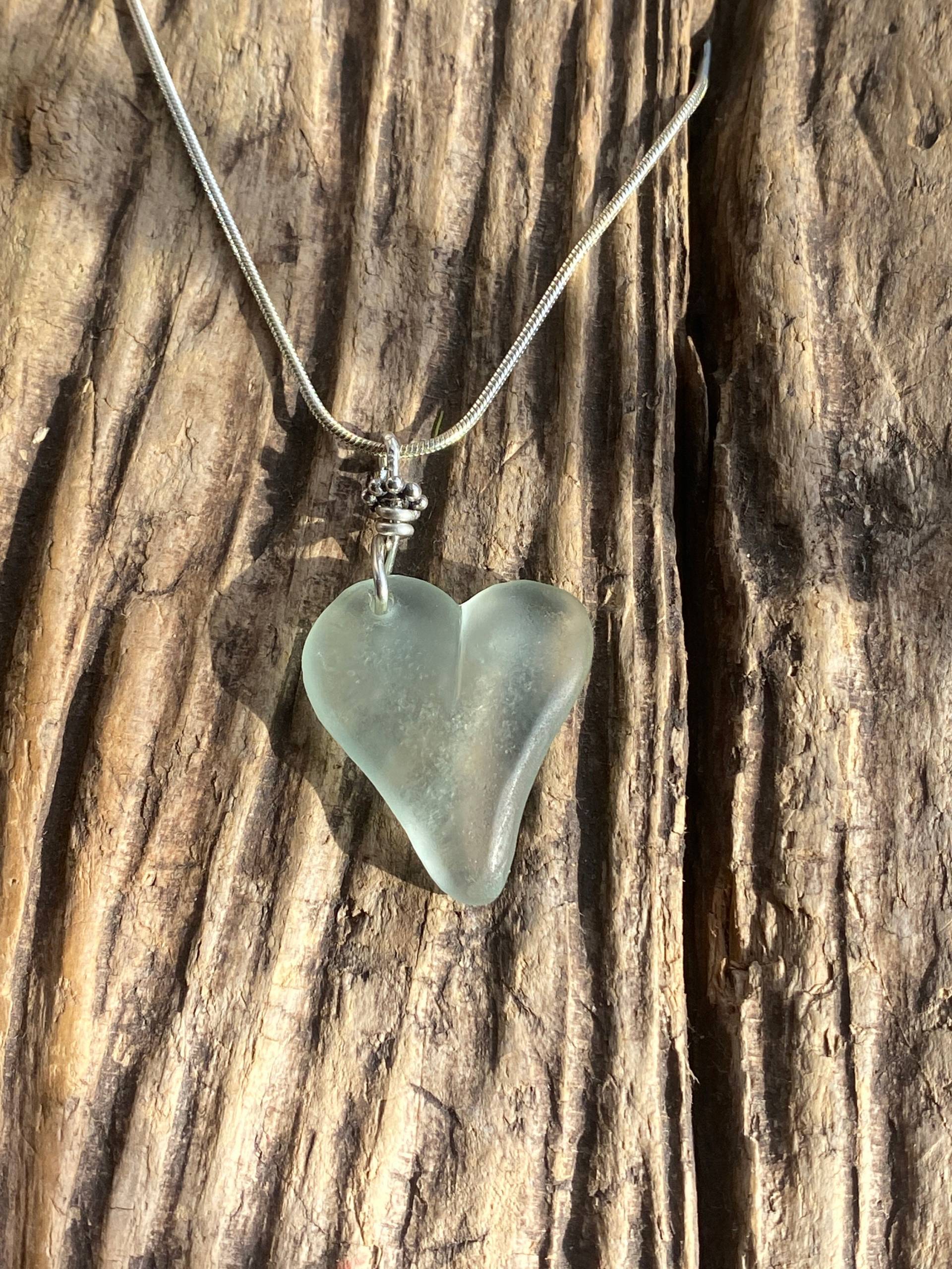 Seeglas Herz Halskette Aus Getrommeltem Und Sterling Silber von BlueTreeDesignsUK