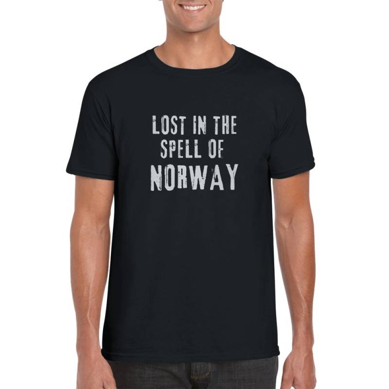 T-Shirt Für Norwegen Fans Lost in The Spell Of Norway Rundhals Damen Herren Unisex Schrift von BlueberryRoads