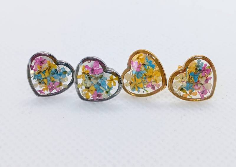 Gepresste Blumen Ohrstecker Getrocknete Frühling Geschenk Beste Freundin Vergissmeinnicht Blumenschmuck Schmuck Harzschmuck von Blumenglasschmuck