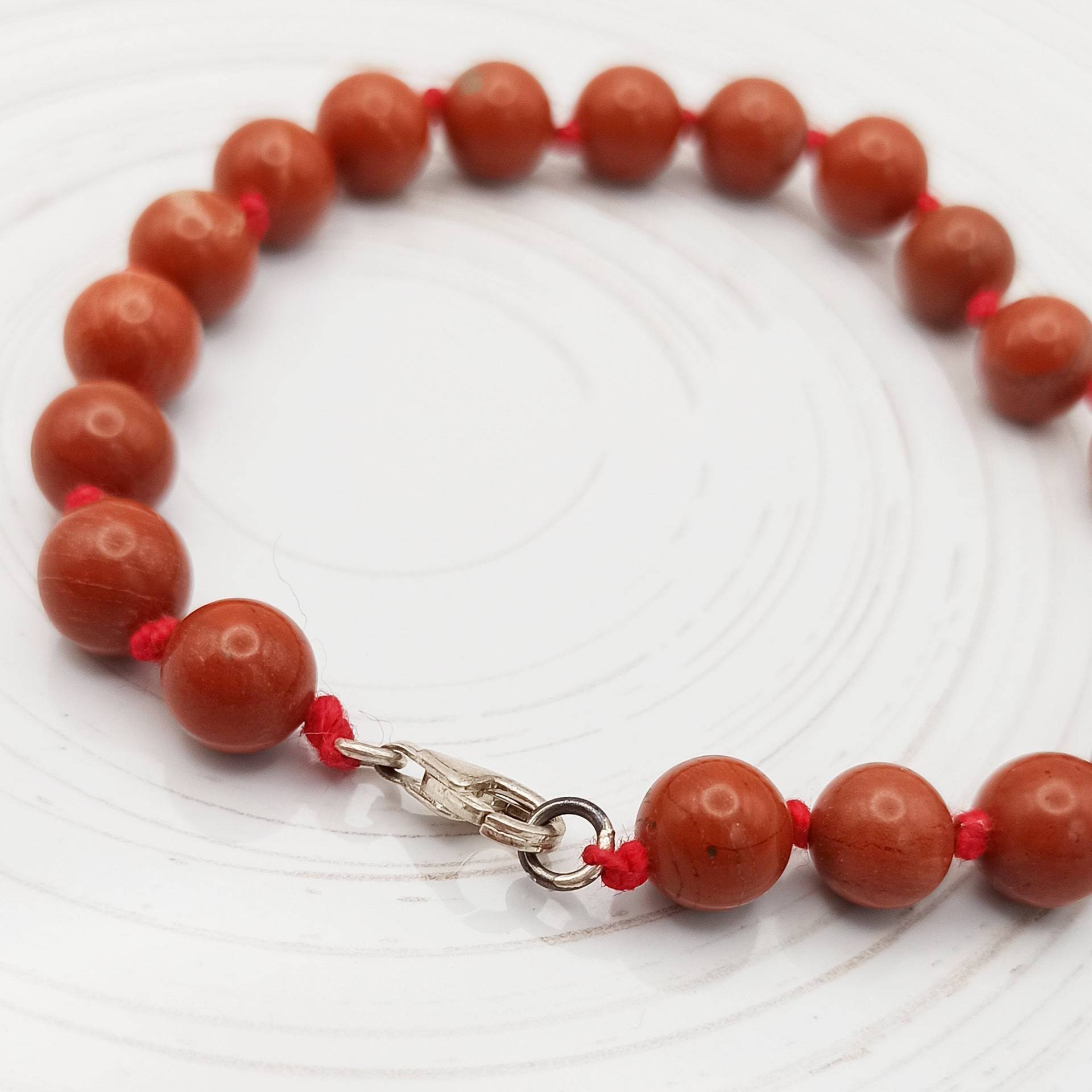 Jaspis | Rot Kugelarmband 8mm Mit Silberverschluss - Rot Armband Aus Rotem Geschenk Zum Mut Machen von Blumenschaf