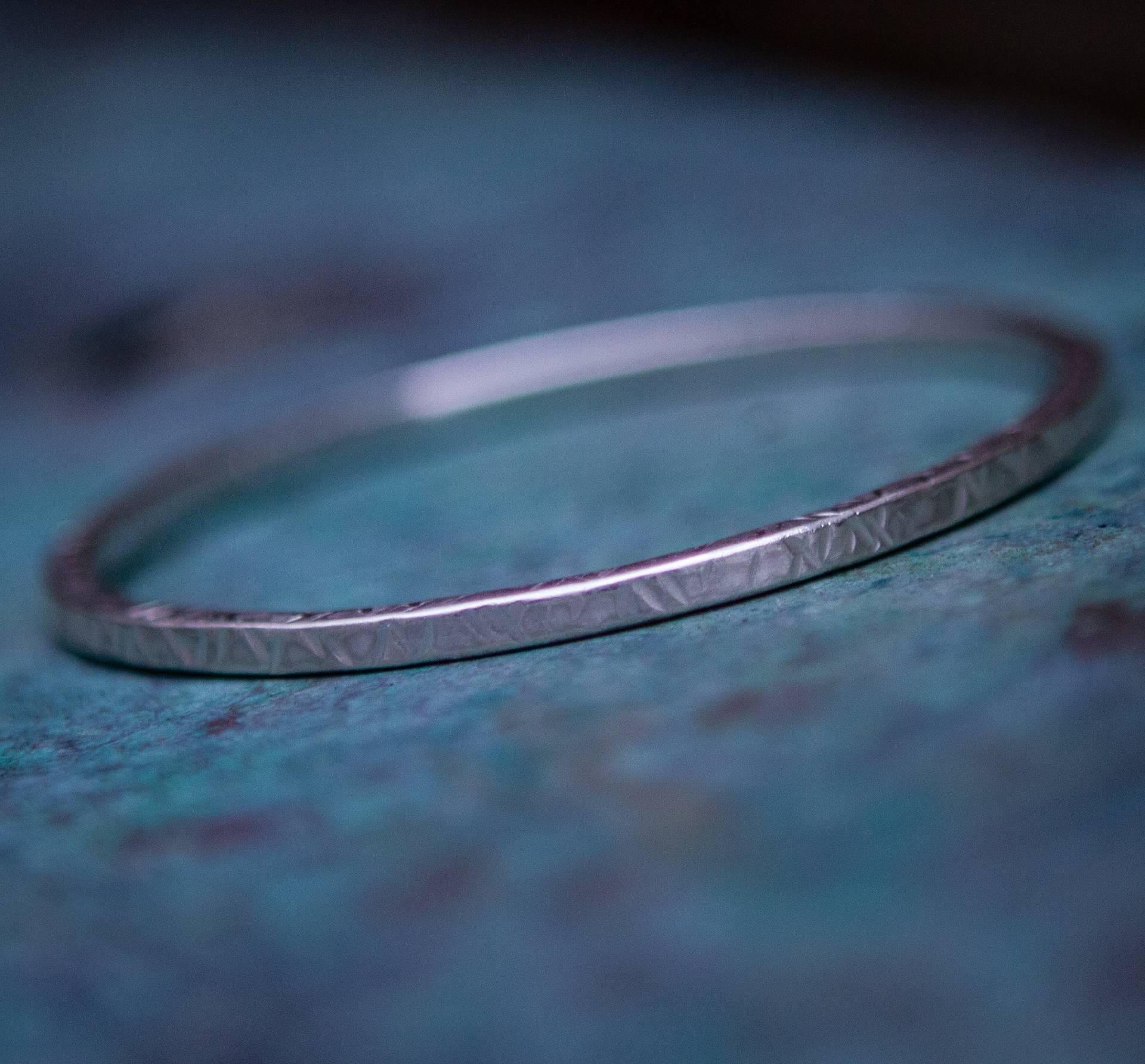 Sterling Silber Stapel Armreif, Schwerer Armreif Aus Sterlingsilber, Handgeschmiedeter Sterlingsilber, Strukturierter Sterlingsilber von BlupitJewelry