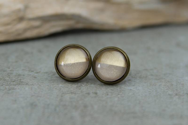 Ohrstecker Grau Und Gold - Handbemalte Ohrringe 12 Mm von BlushingApplesDE