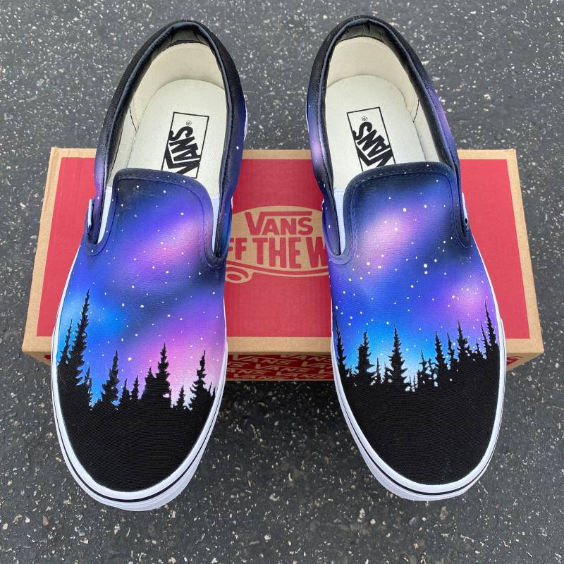Personalisierter Galaxy Slip On Vans - Nebula Outter Space Herren- Und Damenschuhe von BlvdCustom